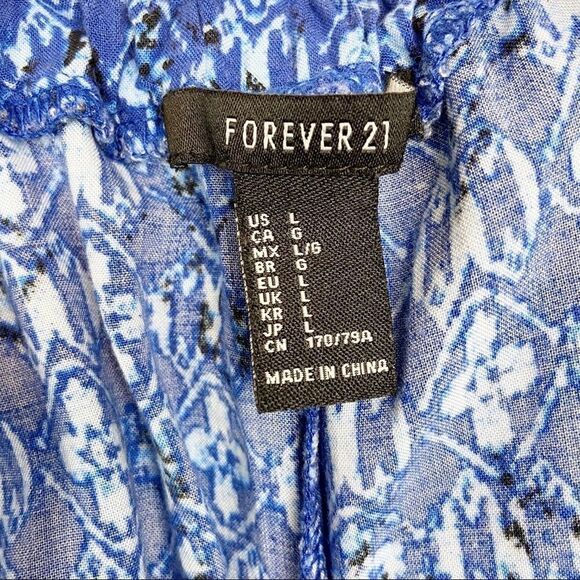 Forever 21 Blue Tribal Print Elastic Waist Shorts | Size Large - Picture 5 of 6
